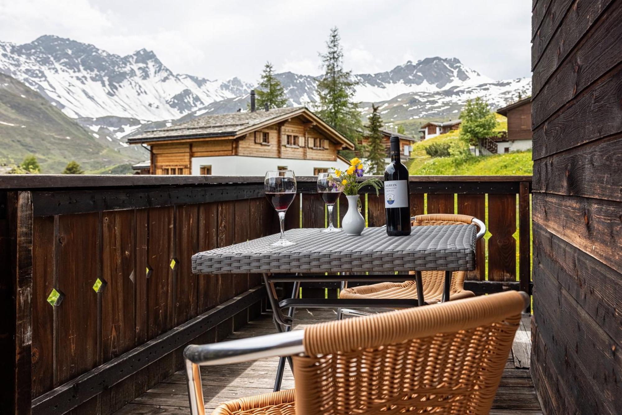 Erzhorn Hotel Arosa Buitenkant foto