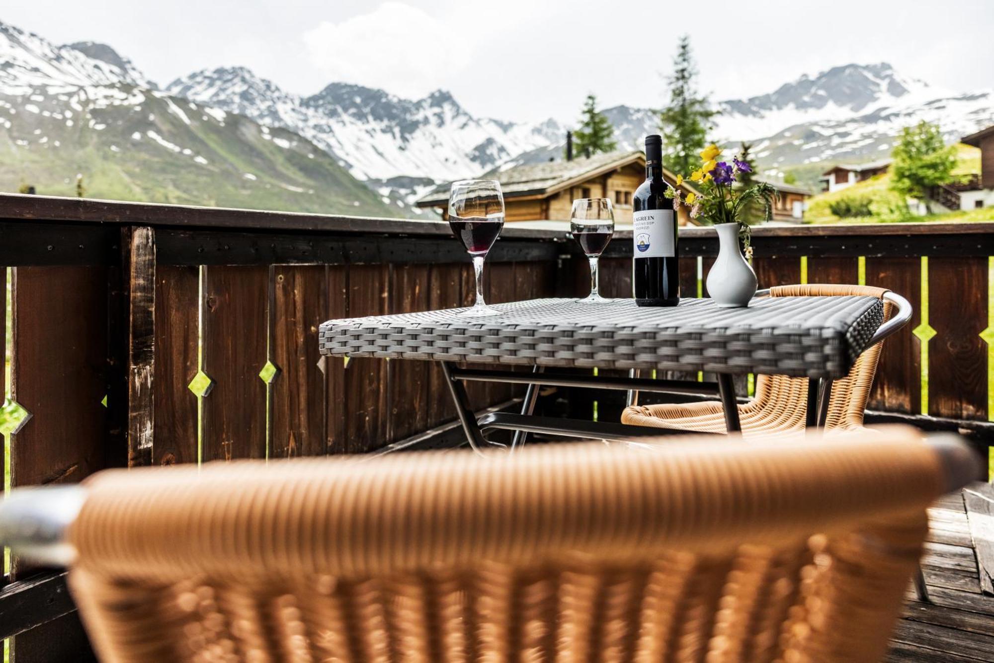 Erzhorn Hotel Arosa Buitenkant foto
