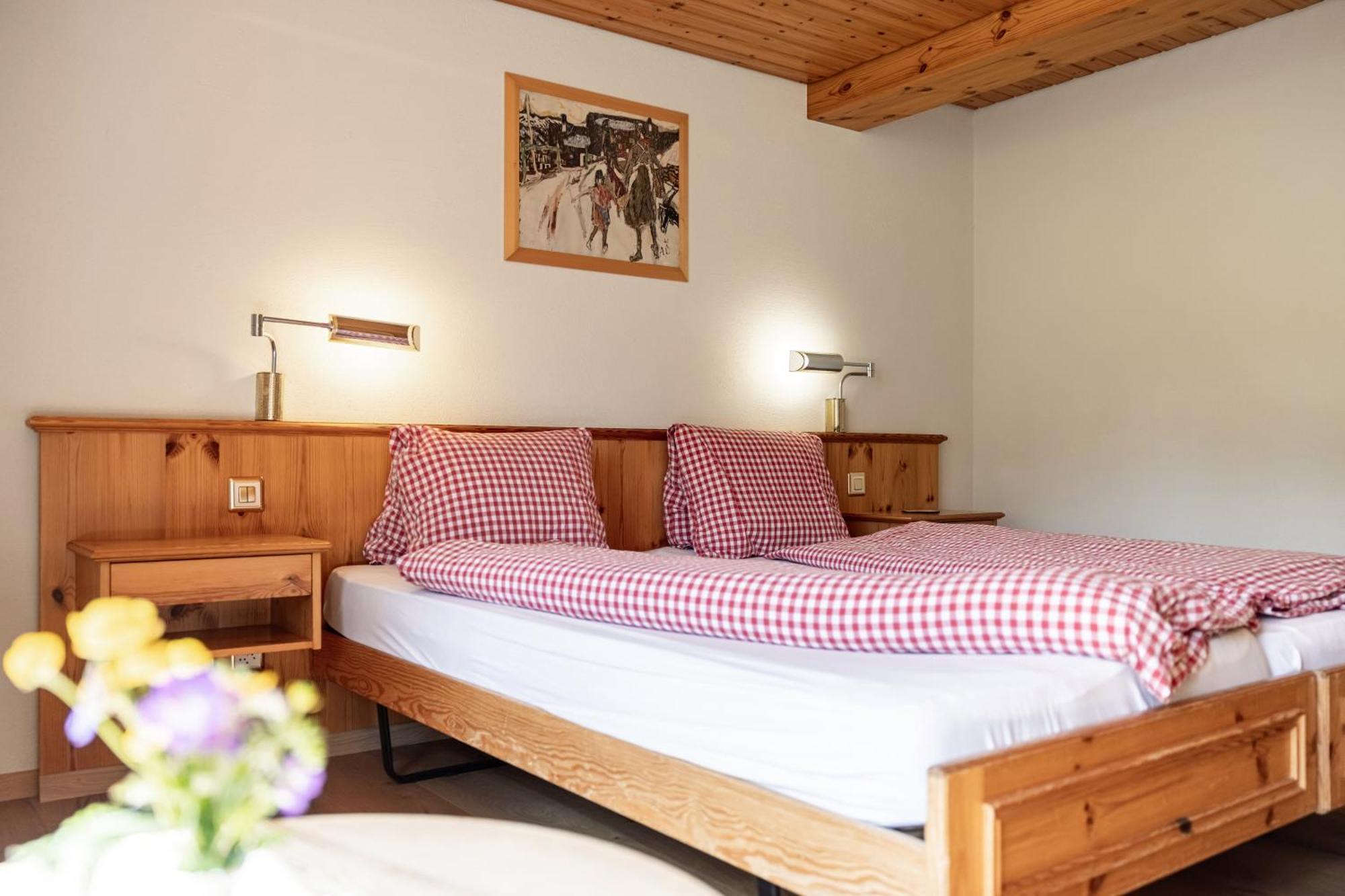 Erzhorn Hotel Arosa Buitenkant foto